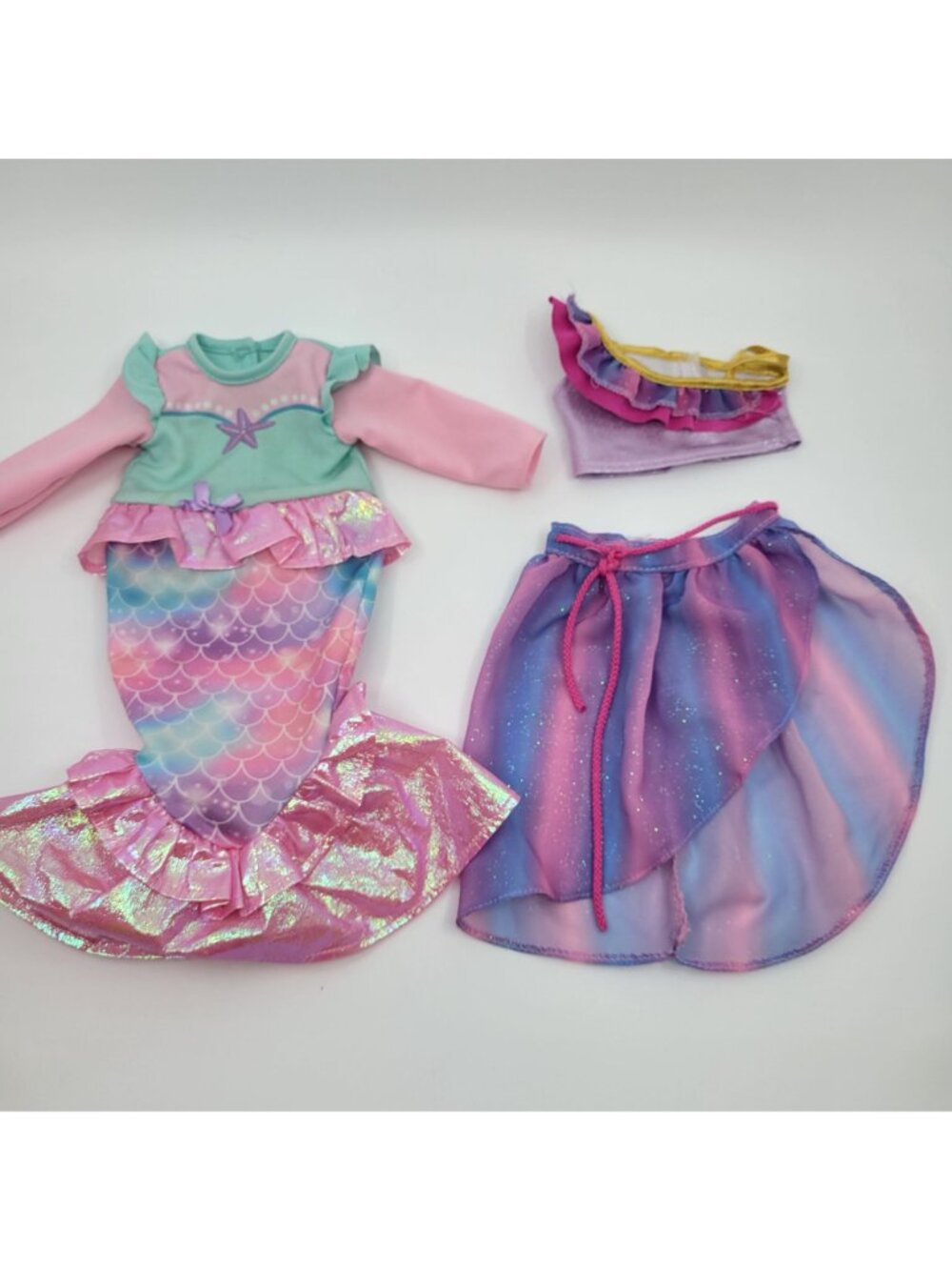 18" Doll Clothes, Shoes, and Accessories - fits American Girl Dolls - 26 pieces - Picture 2 of 8